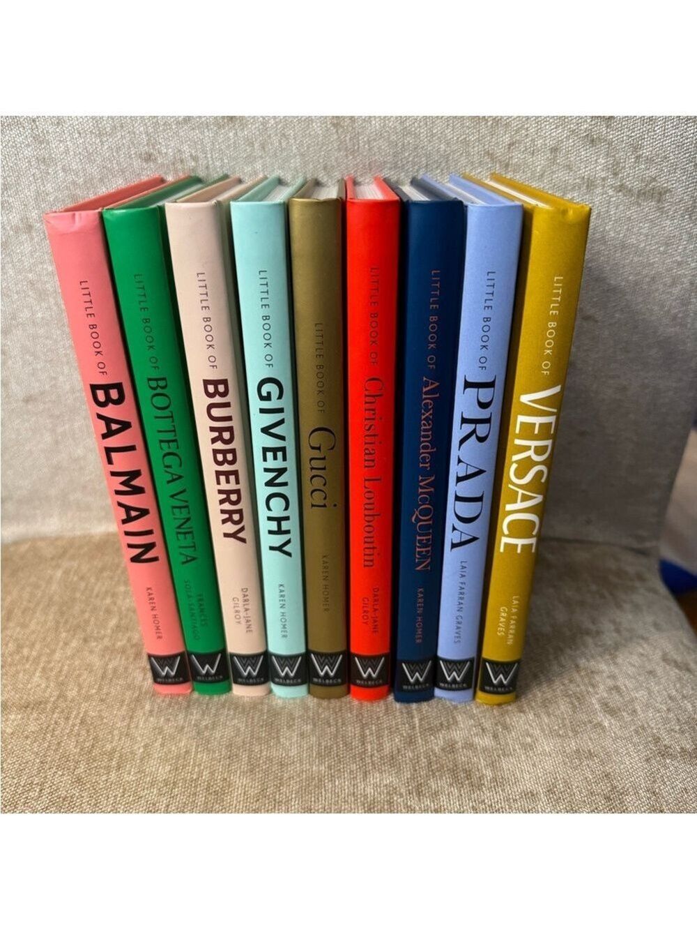 THE LITTLE BOOK OF…..Luxury Books. Price is for 1 Book. Choose Design… - Picture 2 of 3